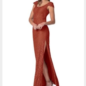 Azazie Mckell Long Lace dress, side slit, short sleeve. Rust. Size small.
